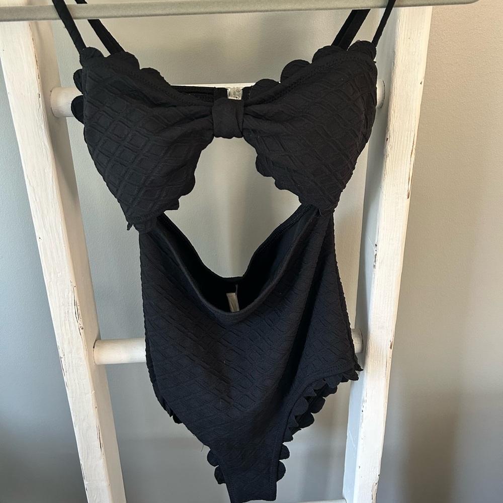 Cupshe bathing suit